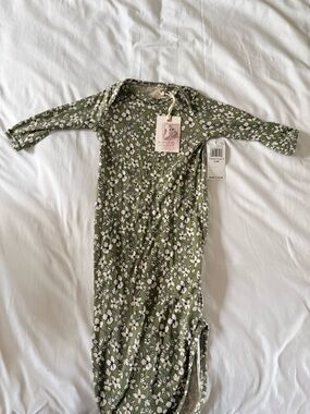 NWT Jessica Simpson Olive Green Floral Gown